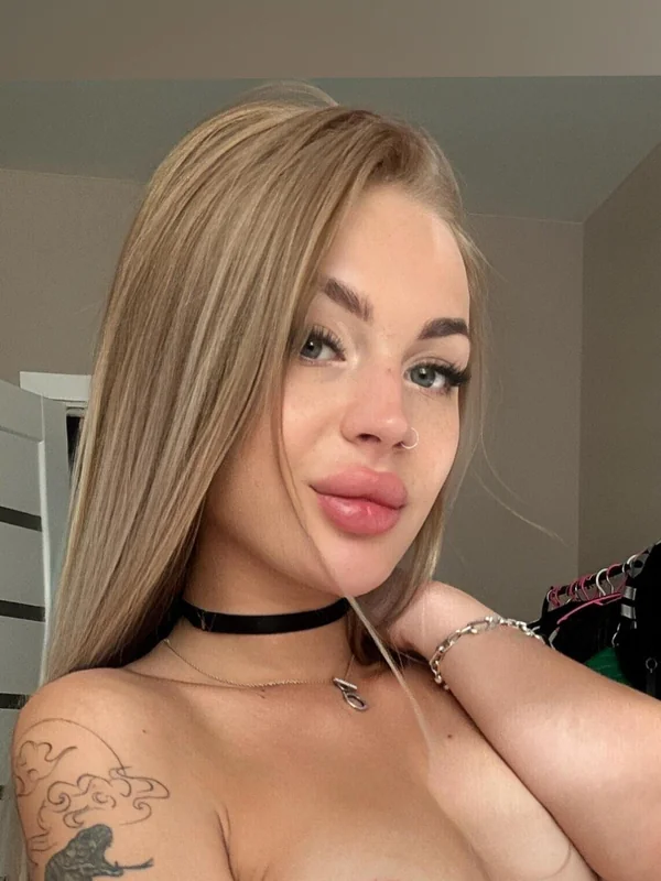 Honey Pie OnlyFans Profile Honey Pie OnlyFans playful personality
