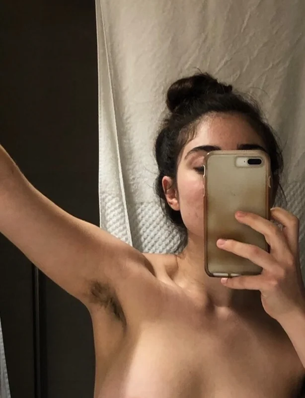 Hornyhippie OnlyFans all-natural fetish goddess