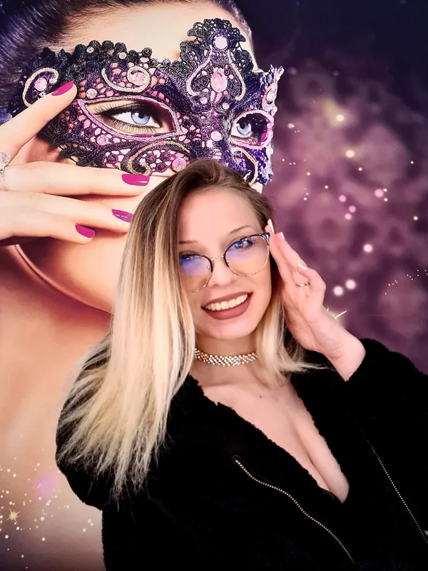 Nicole - OnlyFans Creator Profile Picture