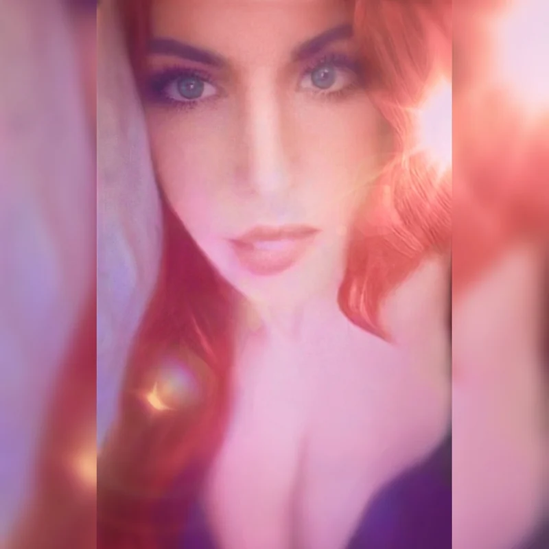 Holly Diamond OnlyFans profile
