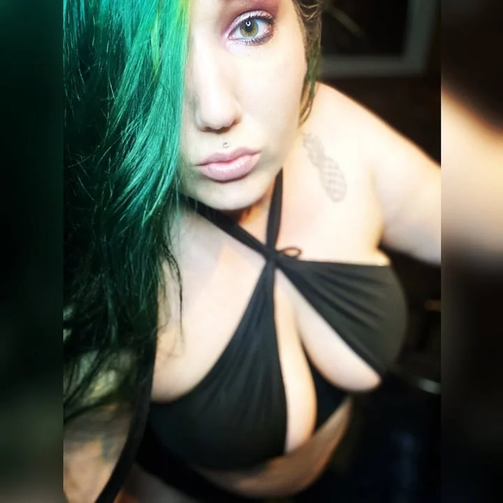 hotmessjessxxx OnlyFans Curvy Creator