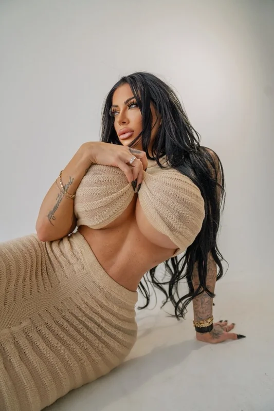 Lindi Nunziato - OnlyFans Creator Profile Picture