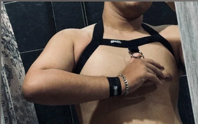 badboybb OnlyFans creator with gym-build vibe