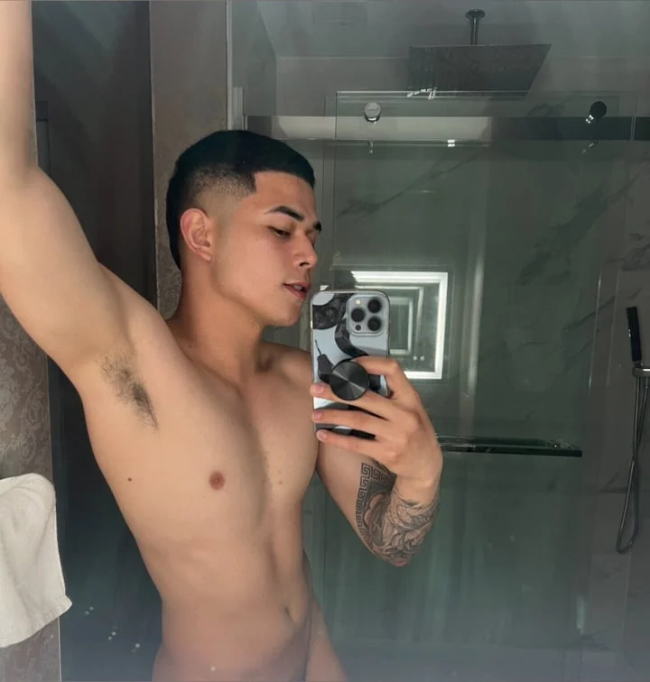 Icyyboy OnlyFans Profile Picture Icyyboy OnlyFans Athletic Male Creator