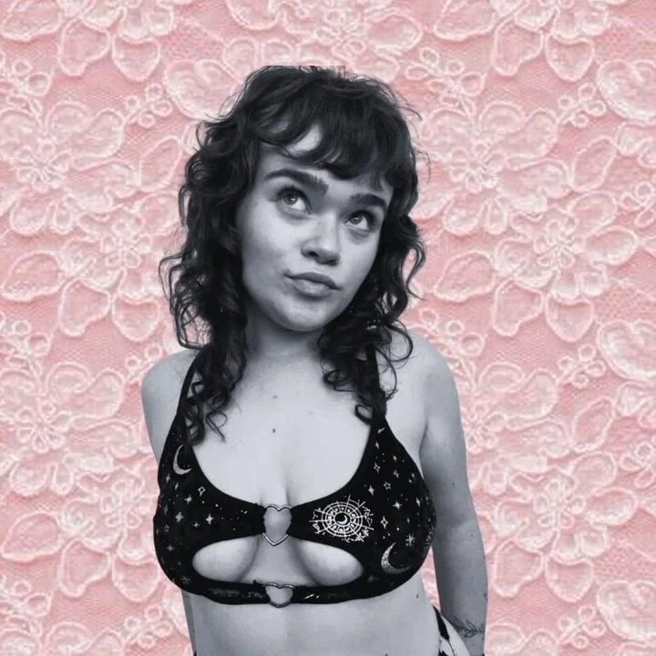 Ilyfleur OnlyFans petite alternative creator