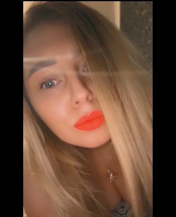 Impressivemedium OnlyFans Profile Impressivemedium OnlyFans British girl with curves