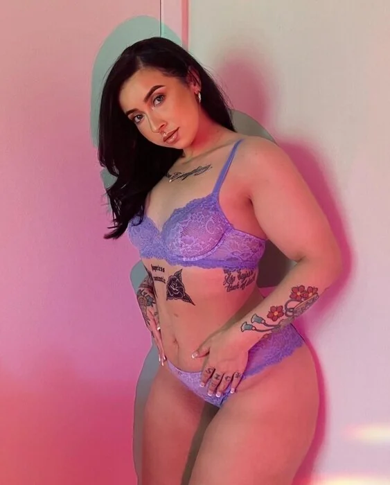 Liz OnlyFans Creator Liz OnlyFans creator showcasing her spicy side