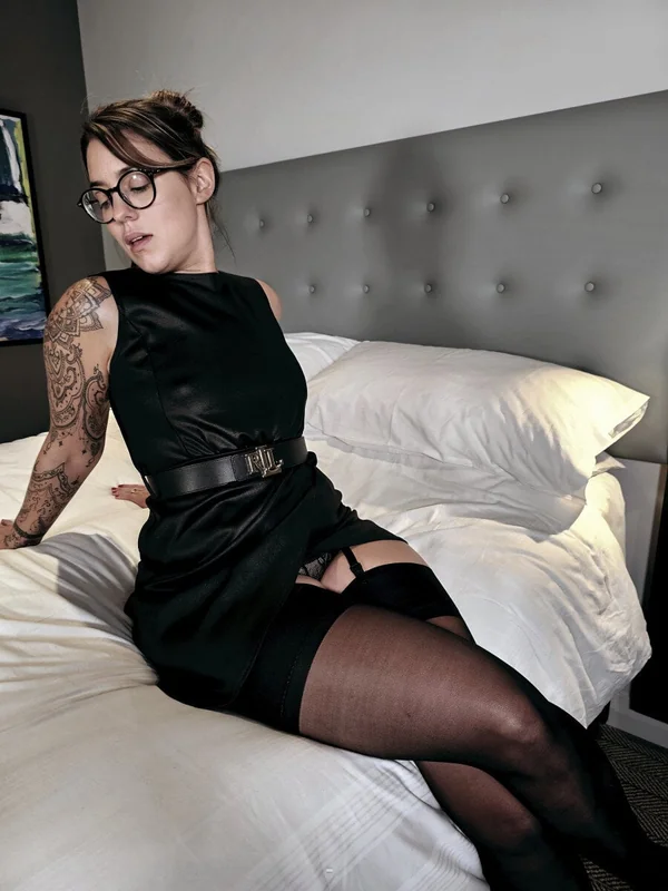 Innocent Hotwife XXX (NO PPV) OnlyFans profile