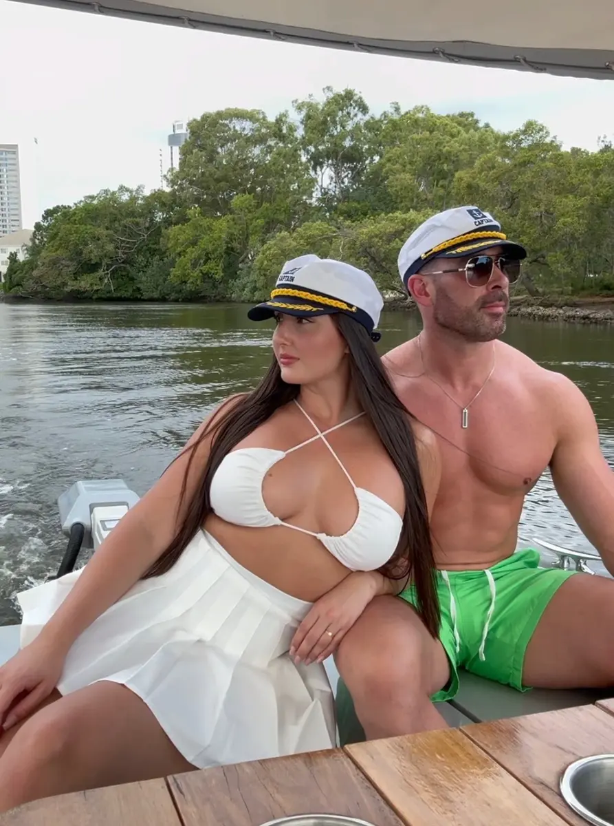 isabelleandjeremy - OnlyFans Creator Profile Picture