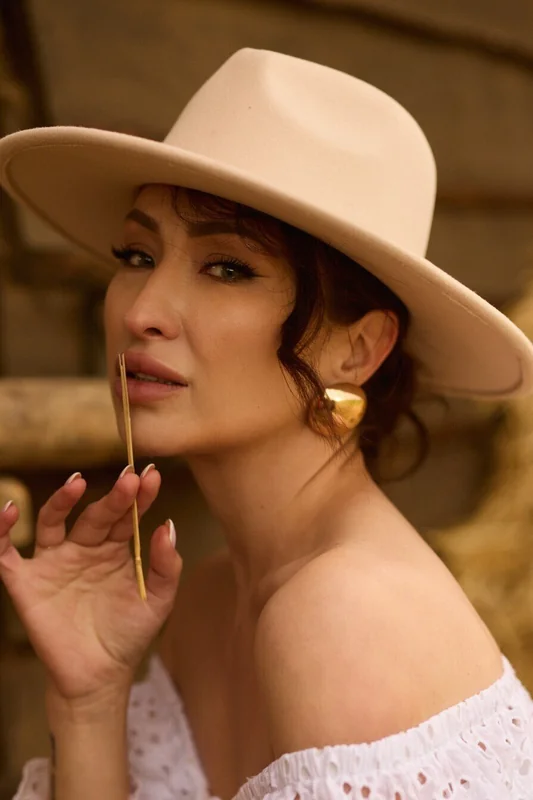 Isabelle Nolan - OnlyFans Creator Profile Picture