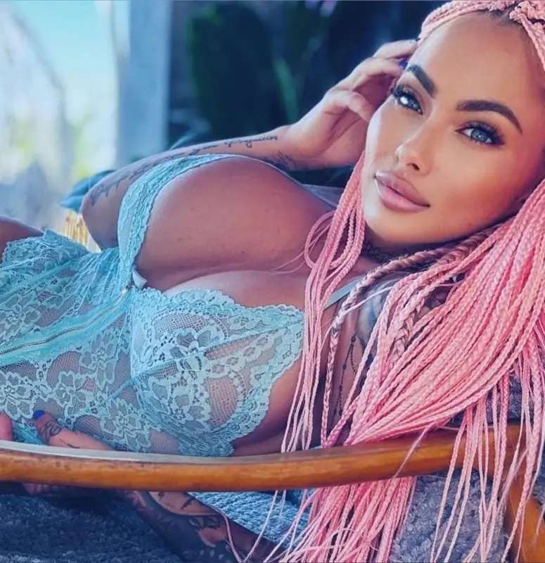 MICHAELA ISIZZU - OnlyFans Creator Profile Picture