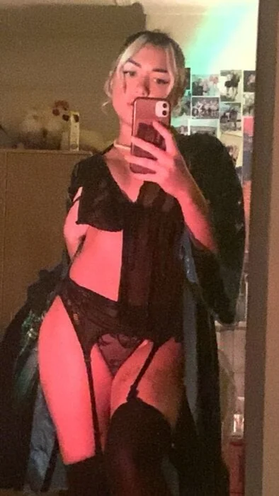 Islarose222 OnlyFans Creator Islarose222 OnlyFans creator offering explicit content