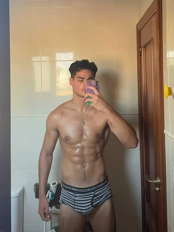 Itsaustin1 OnlyFans creator with exclusive content