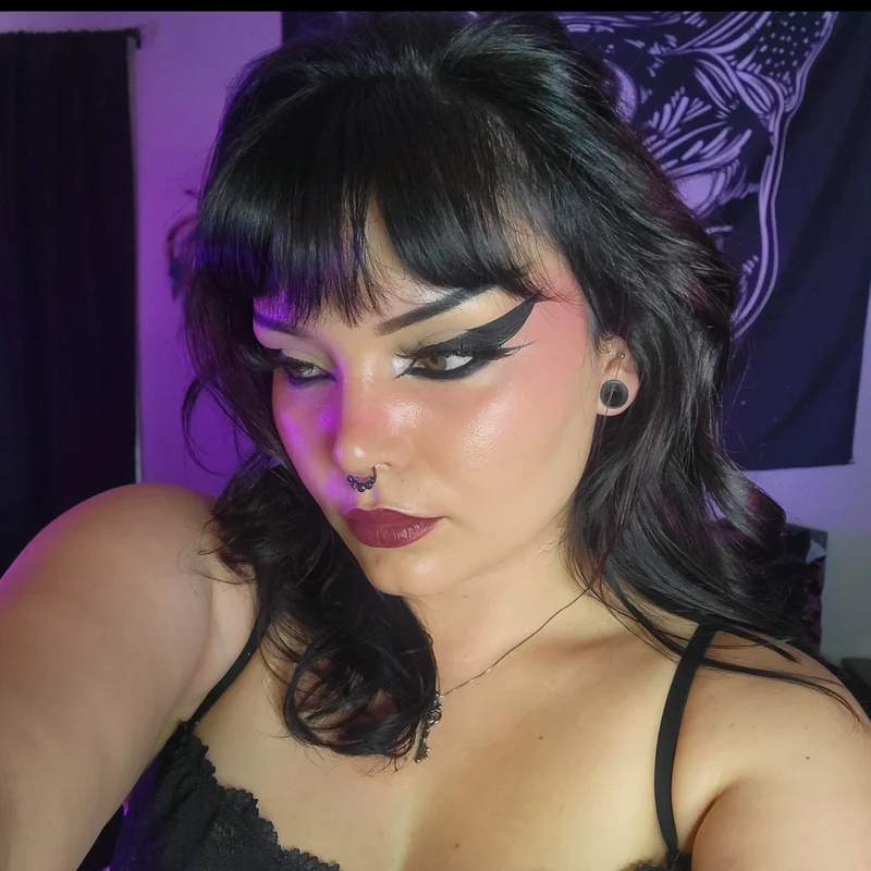 Itsonly2am OnlyFans goth femdom content
