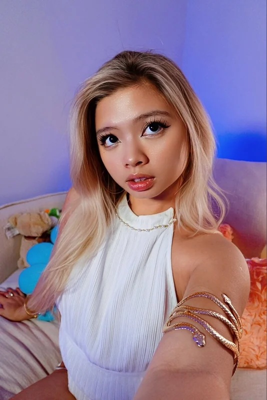 ASMR Queen Ivory OnlyFans Creator ASMR Queen Ivory OnlyFans creator with good vibes