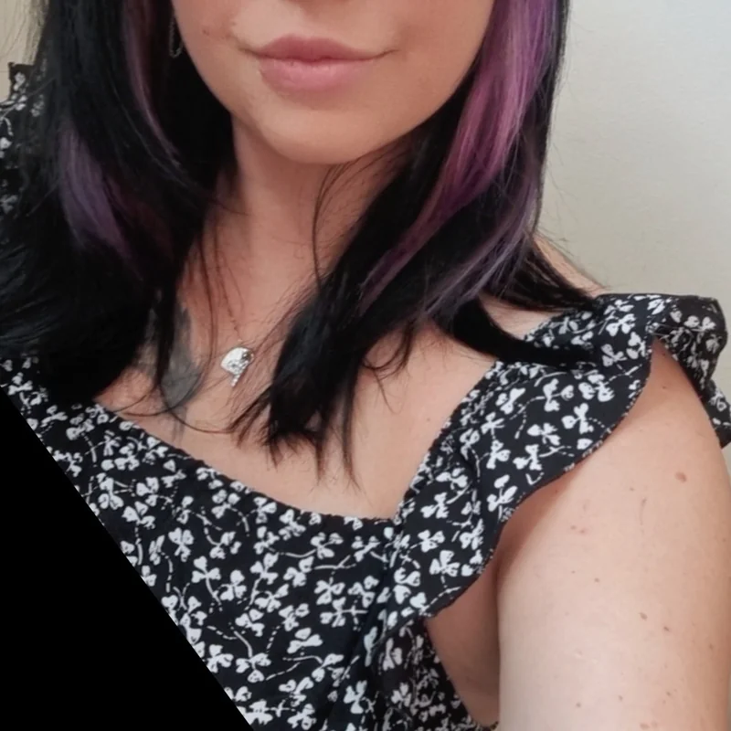 Ivy Amore OnlyFans profile