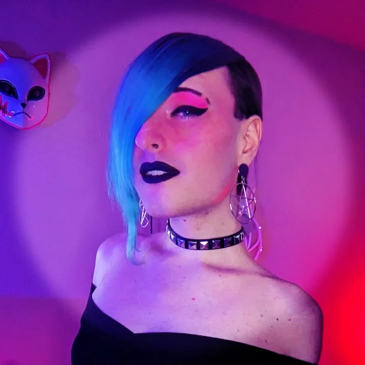 Izzy Resurrected Profile Image Izzy Resurrected OnlyFans edgy alternative creator
