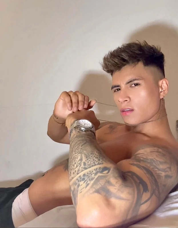 JAVIEER_XXL OnlyFans profile