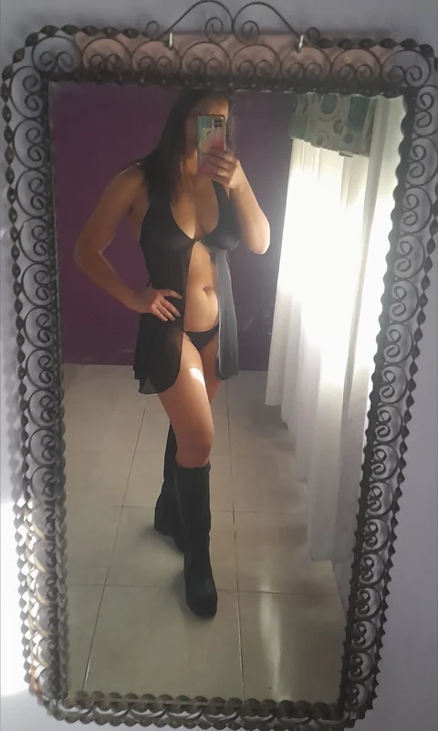 *Intriguing Charm* - OnlyFans Creator Profile Picture