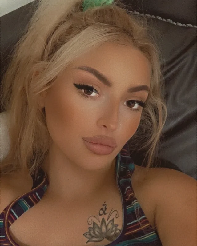Jade19xox OnlyFans Profile Jade19xox OnlyFans creator with engaging content