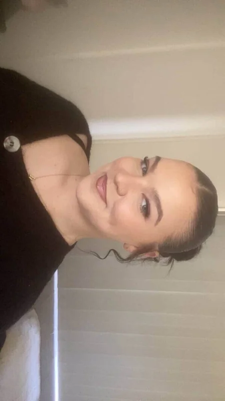 Hannah OnlyFans confident and sweet