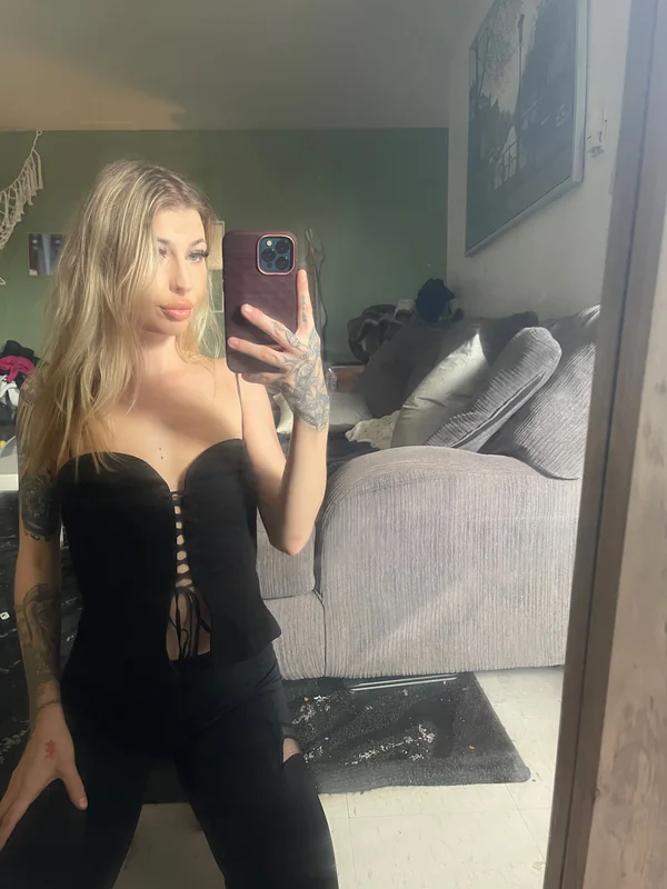 Jamee Chalmers OnlyFans creator with fun content
