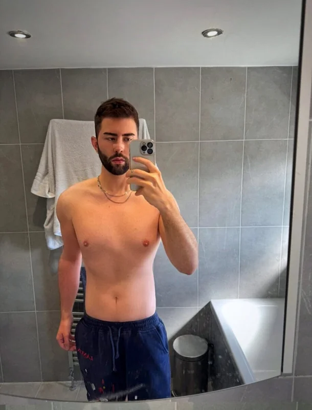 Jamesaston OnlyFans Profile Jamesaston OnlyFans creator showcasing unique content.