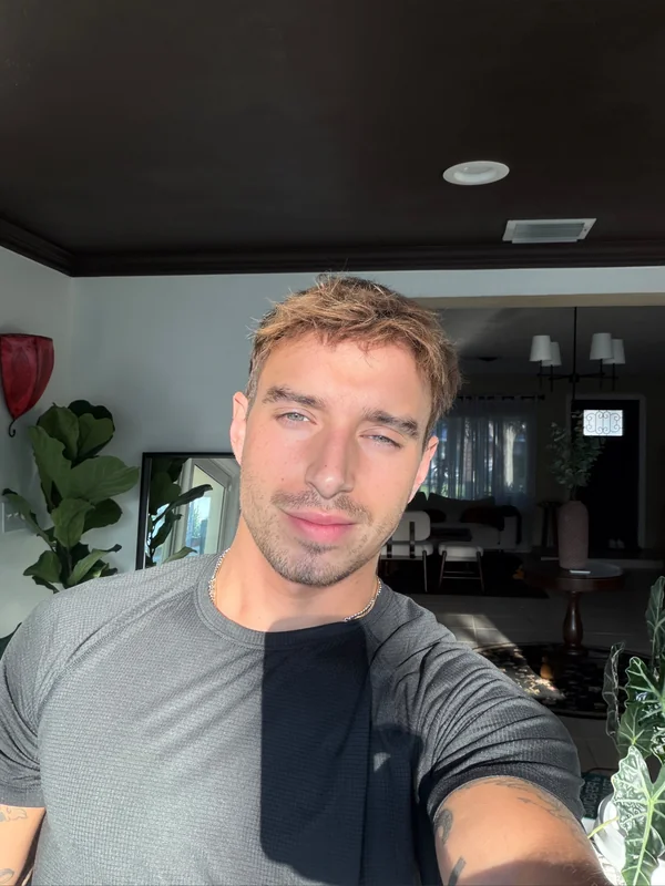 Jamesluckysz OnlyFans Profile Jamesluckysz OnlyFans Creator Free Page