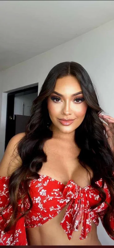 Jane Ross OnlyFans creator with exclusive content