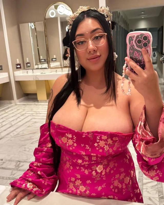 Jaz ⋆˙⟡ . ݁₊ ⊹ . ݁˖ . ݁ OnlyFans profile