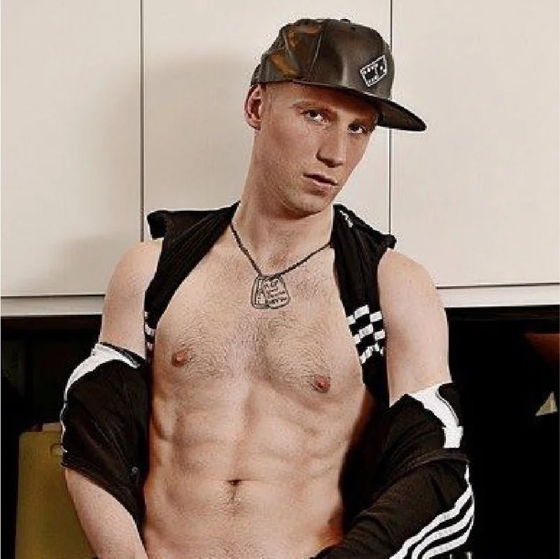Jason Domino Exclusive OnlyFans Content Jason Domino OnlyFans versatile performer