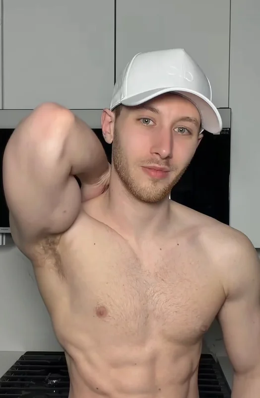Jasper S, VIP OnlyFans creator sharing exclusive content.