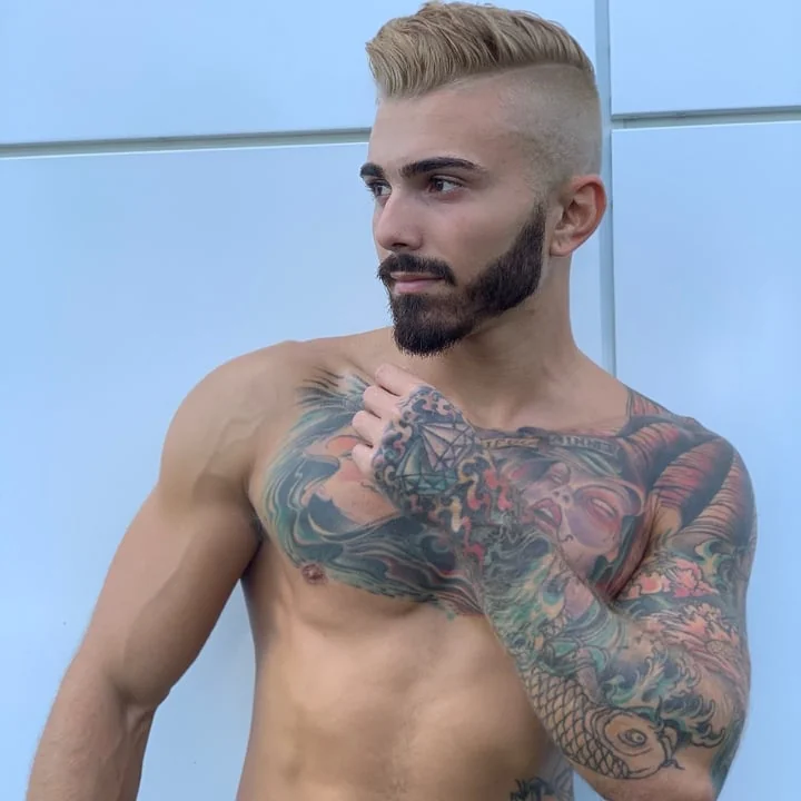 Jdubby0 OnlyFans Creator Jdubby0 OnlyFans athletic tattooed creator