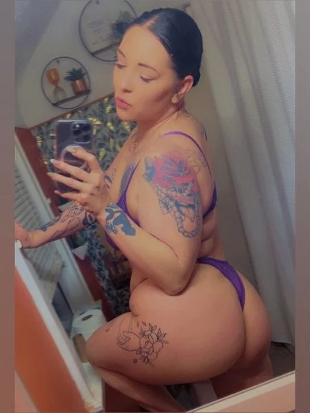 jenninikki OnlyFans Creator jenninikki OnlyFans creator with enticing content