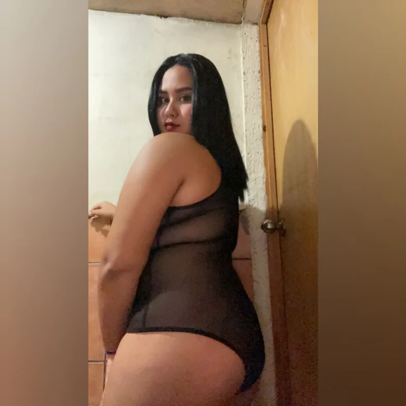 Jenn Vides OnlyFans Curvy Creator