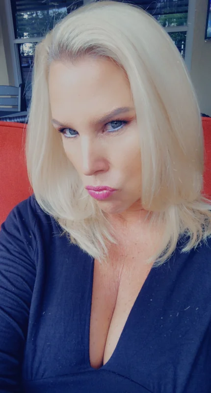 Jennyjizzxxx - OnlyFans Creator Profile Picture