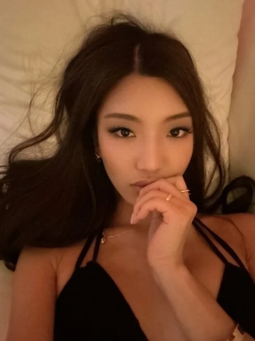 Jennykat OnlyFans Profile Image Jennykat OnlyFans profile with brunette charm