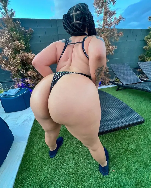 Jenny Lewinsky - OnlyFans Creator Profile Picture