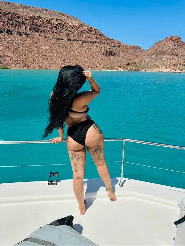 Jhía Morena OnlyFans profile