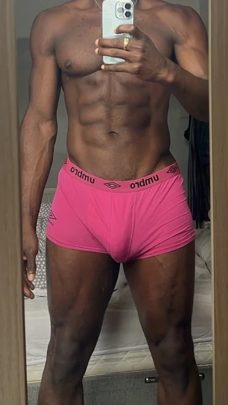 Jocklate OnlyFans Creator Jocklate OnlyFans creator with impressive abs
