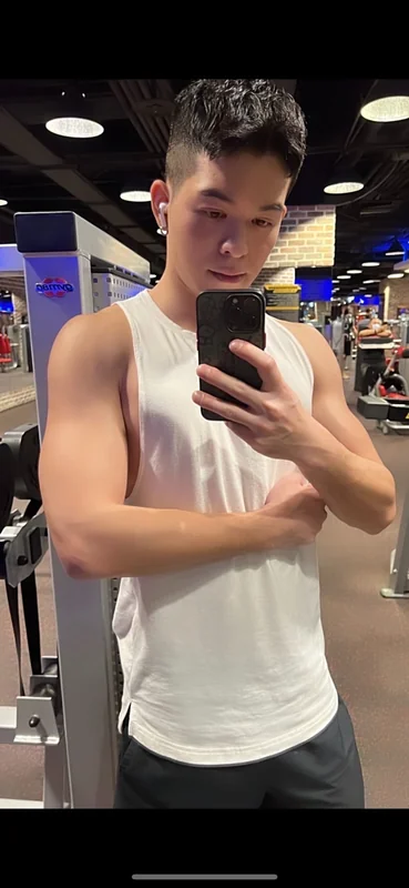 Johnnychen1 OnlyFans profile