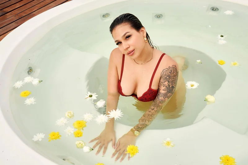Jonabethluzardo OnlyFans Profile Jonabethluzardo OnlyFans creator with exclusive content