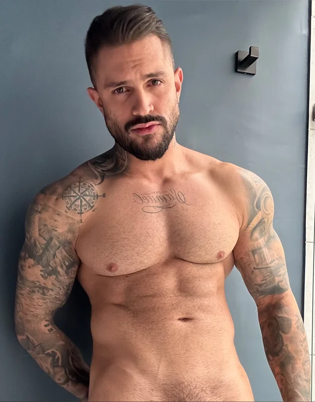 Julian Chase OnlyFans profile