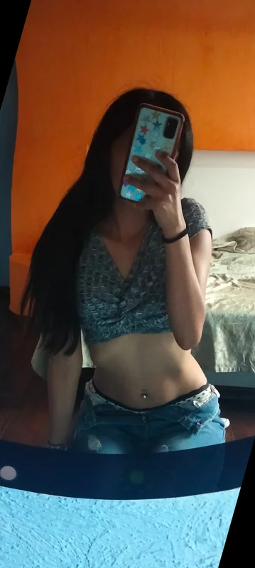 Jus OnlyFans Creator Jus OnlyFans creator with piercings
