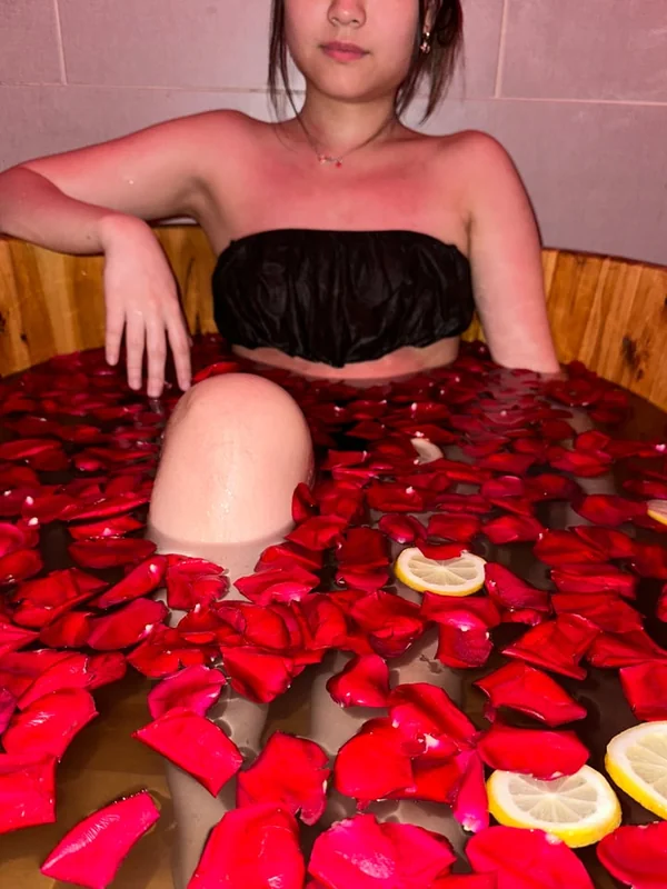 JXD OnlyFans Asian girl gaming and raving