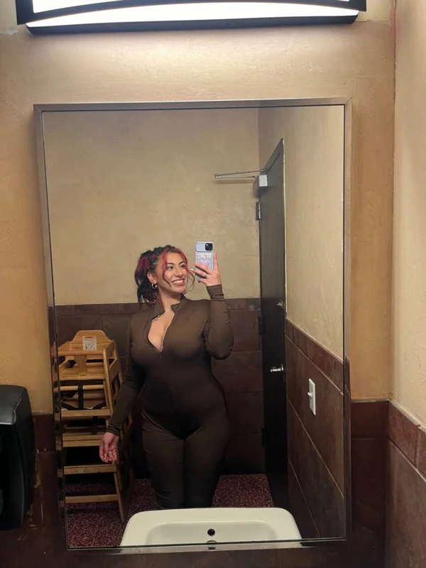Karo OnlyFans exclusive content creator
