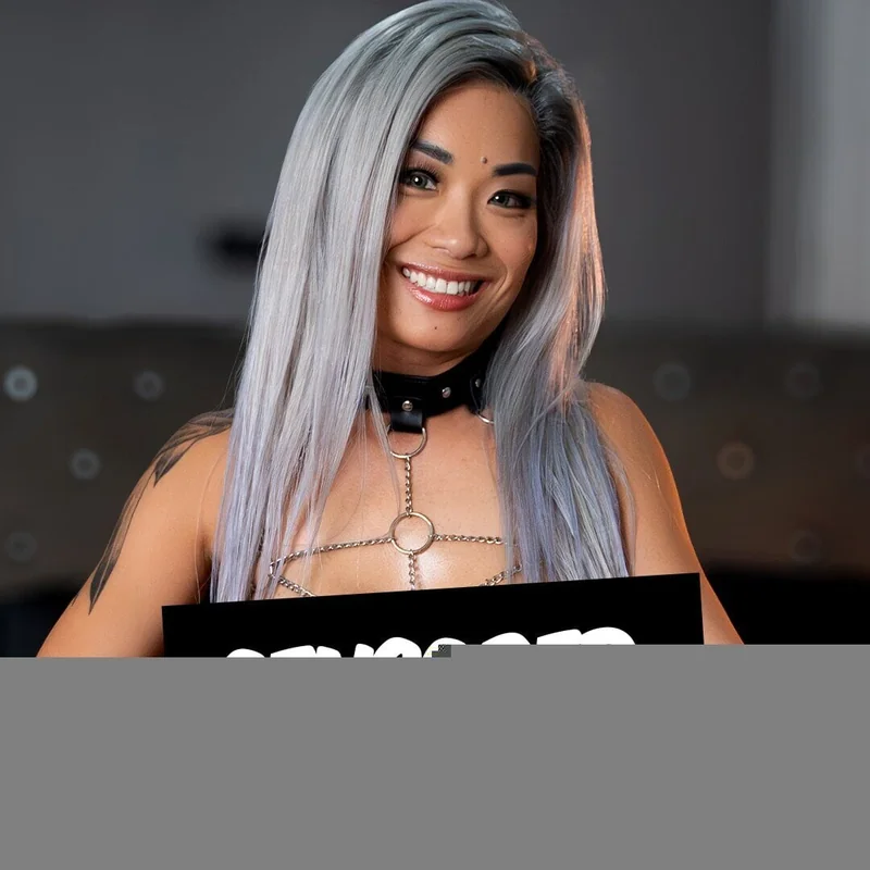 KatieLin - Nextdoor OnlyFans creator with engaging videos