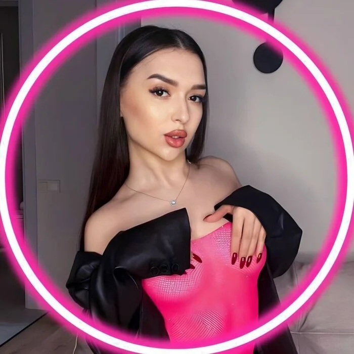 Katrin Shamber - OnlyFans Creator Profile Picture