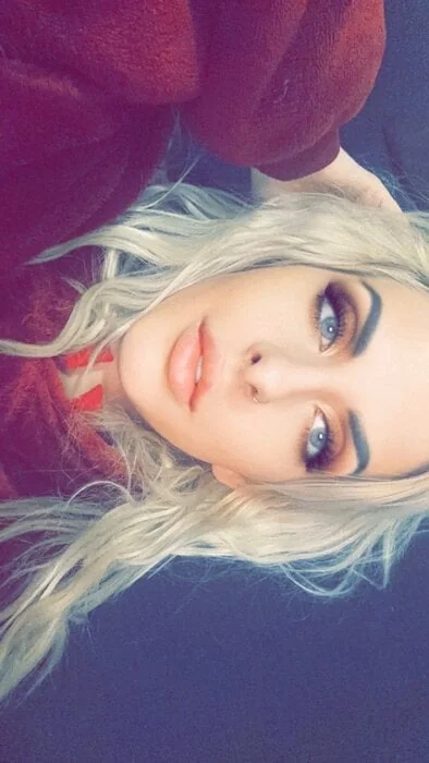 Kblzzzz OnlyFans Profile Image Kblzzzz OnlyFans glamorous blonde creator