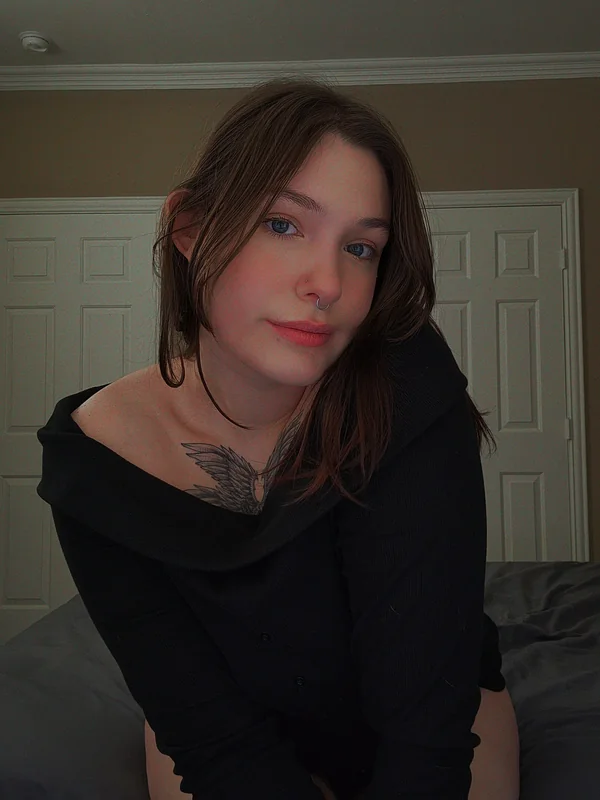 Kennedy Jade OnlyFans with exclusive content